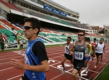 17 mayo (ANF).- Bruno Rojas participa en el grand prix de atletismo en el Siles. Foto: Soyelgas 17 mayo (ANF).- Bruno Rojas participa en el grand prix de atletismo en el Siles. Foto: Soyelgas