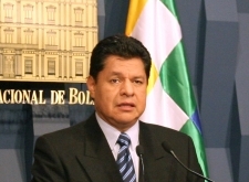 19 junio (ANF).- Conferencia de prensa del Ministro de Defensa. Foto: Soyelgas
