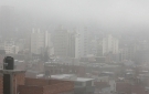 24 mayo (ANF).- La ciudad de LA Paz amanece con neblina. Foto: Soyelgas