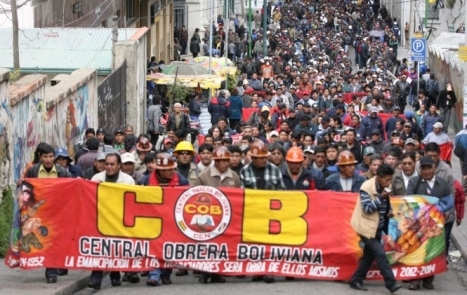 Gobierno y COB reanudan di�logo por tiempo y materia