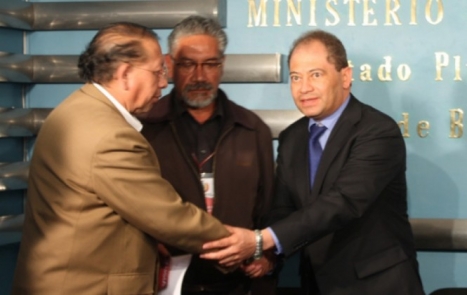 M�dicos y Gobierno est�n a punto de firmar acuerdo 