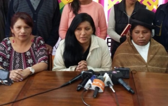 Alcaldesa de El Alto convoca a la Fejuve para hablar sobre proyectos y no de subalcaldes