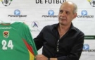 Carlos Ch�vez viaj� a Brasil a invitaci�n de presidente de CBF