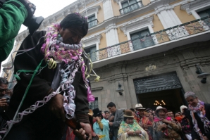 Ministra D�vila asegura que Evo pidi� disculpas a sus ministras por las coplas