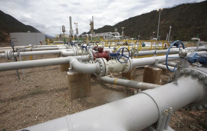 Campo hidrocarburífero en el sur del país. Foto: ANF