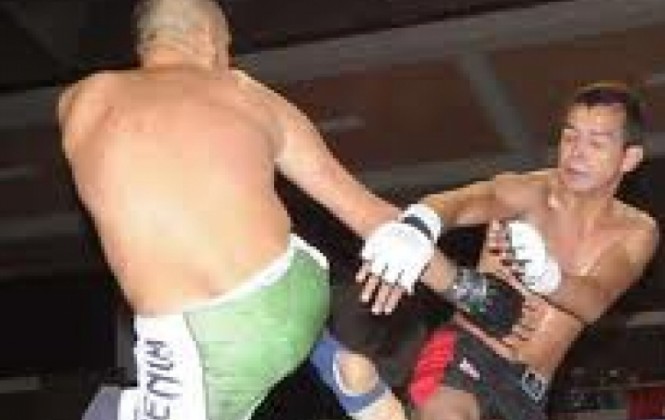 Vale Todo, mezcla de boxeo y artes marciales, cobró una vida en Cochabamba. Foto Archivo
