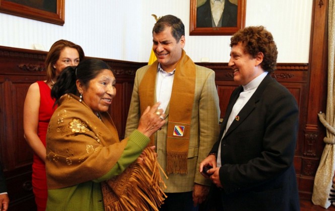 El encuentro entre la hermana del presidente y Rafael Correa. Foto: flickr.com/presidenciaecuador