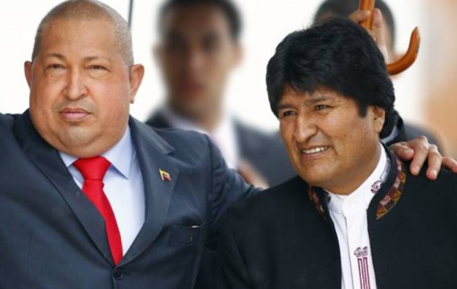 El presidente Hugo Chávez junto a Evo Morales en uno de sus últimos encuentros oficiales/ Foto archivo elcomercio.pe