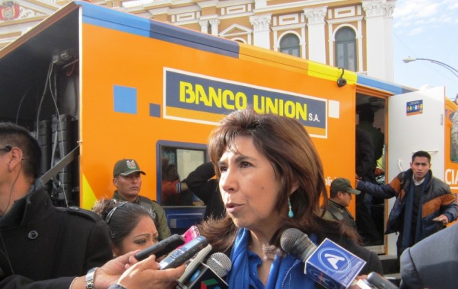 La Ejecutiva anticipa que el próximo mes se relanza el microcrédito productivo con una nueva tasa. Foto: Archivo.
