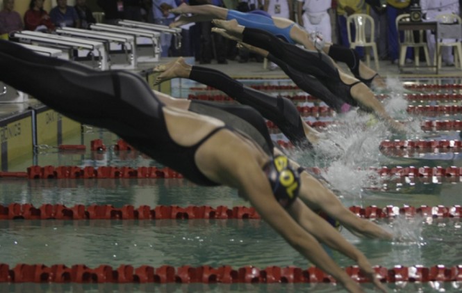 Práctica de natación en Bolivia. Foto: ANF