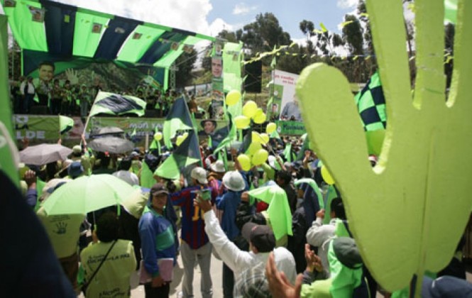 Militantes del MSM en una campaña política/Foto archivo ANF