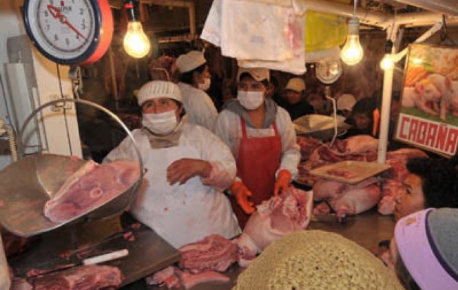 Un puesto de venta de carne de res/ Foto ANF