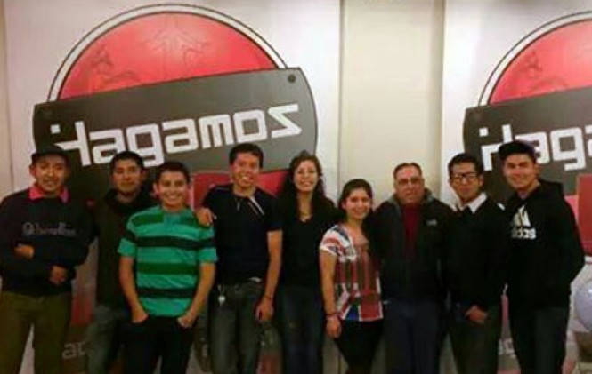 Los jóvenes integrantes de Hagamos Lío. Foto: ANF.