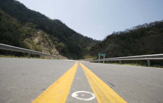Una vía carretera en el país. Foto: ANF