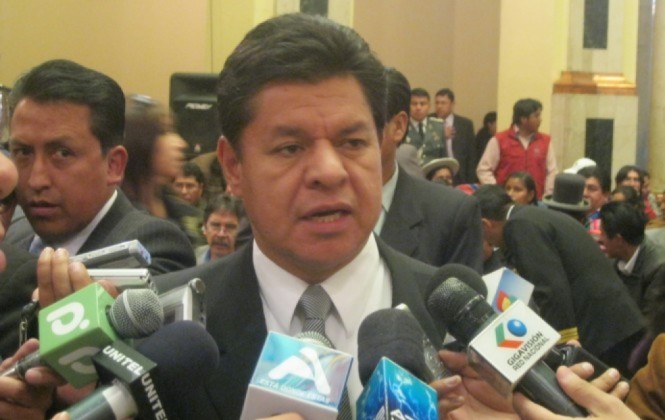El Ministro de Defensa, Rubén Saavedra/ Foto archivo.