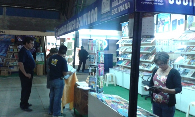 Octava versión de la Feria Internacional del Libro Cochabamba. Foto. ANF.