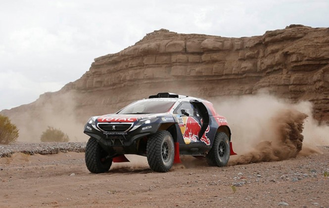 Vehículo en competencia. Foto: dakar.com
