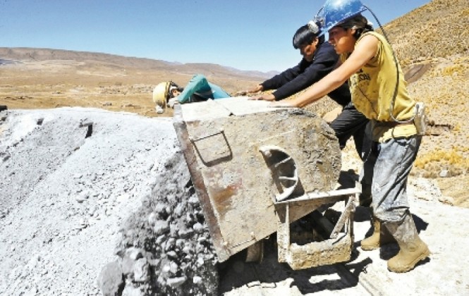 Cae la exportación de minerales.