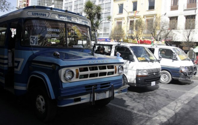 El servicio de transporte público en La Paz. Foto: ANF