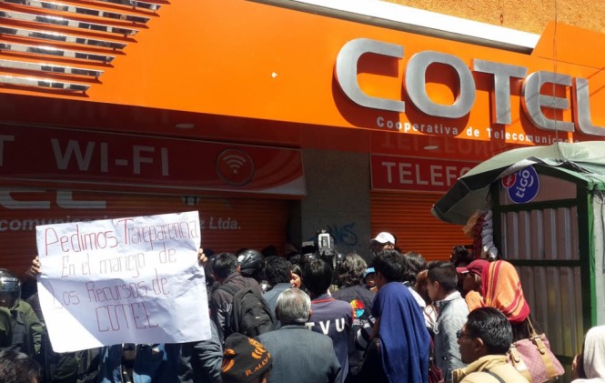 Protestas en el frontis de Cotel suscitados el pasado martes. Foto: ANF.