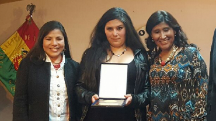 Ganadoras del Premio Nacional de Periodismo categoría digital. Foto: ANF