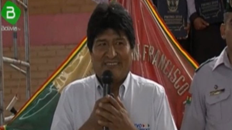 Evo Morales en un acto en el trópico cochabambino. (Captura de pantalla: BoliviaTV)