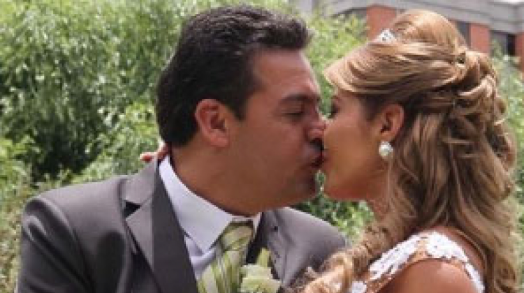 Luis Revilla y Maricruz Ribera se casaron en diciembre de 2013.
