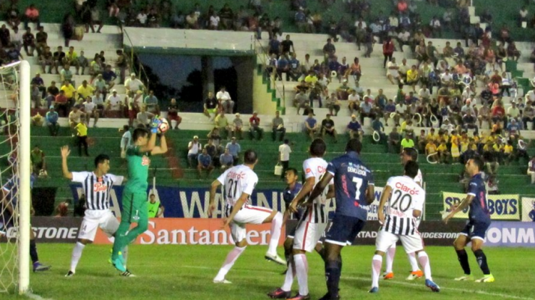 Una imagen del cotejo disputado por Sport Boys y Libertad.   Foto: