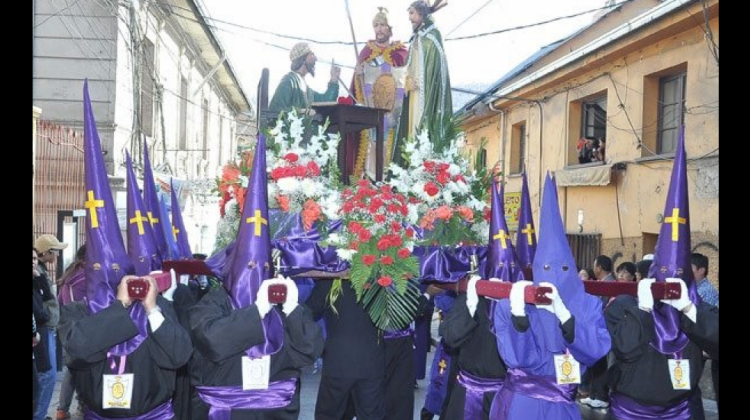 La procesión y el "Vía Crucis", momentos cruciales en el ...