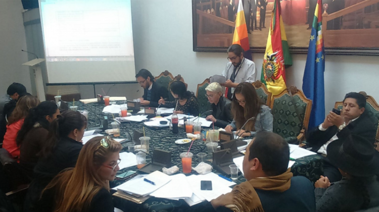 La Comisión Mixta que aprobó el reglamento para la preselección de aspirantes al Órgano Judicial. Foto: Senado