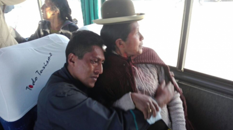 Emotivo reencuentro. Foto: Cancillería.