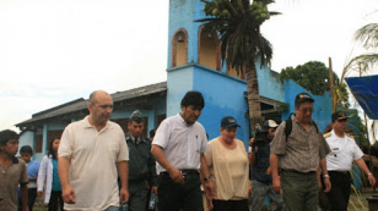 El presidente Evo Morales en una visita a la comunidad de Gundonovia. Foto: Archivo radio Patujú