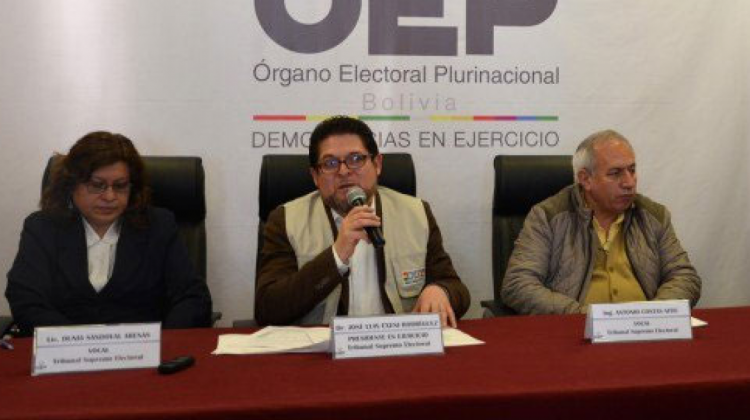 Autoridades del Órgano Electoral en conferencia de prensa. Foto: OEP.