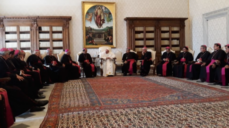 El papa Francisco y los Obispos de Bolivia en Roma. Foto: CEB