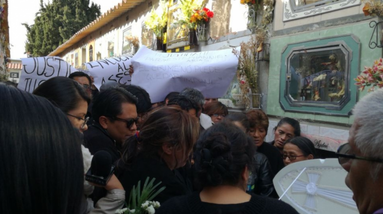 Entierro de Stephannie Arias