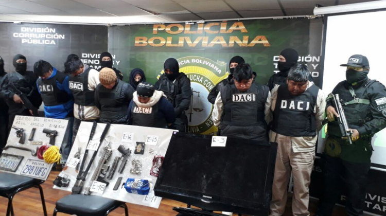 Los acusados fueron presentados en ambientes de la FELCC de La Paz.