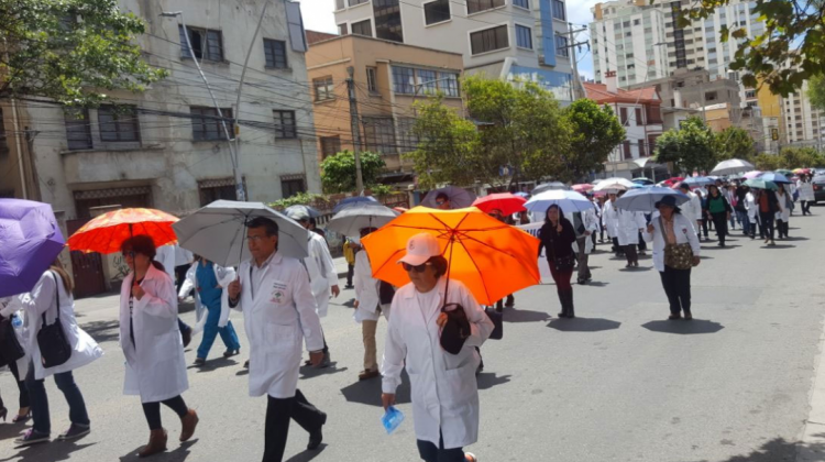 Médicos protagonizaron un nuevo día de marchas en La Paz. Foto: ANF.