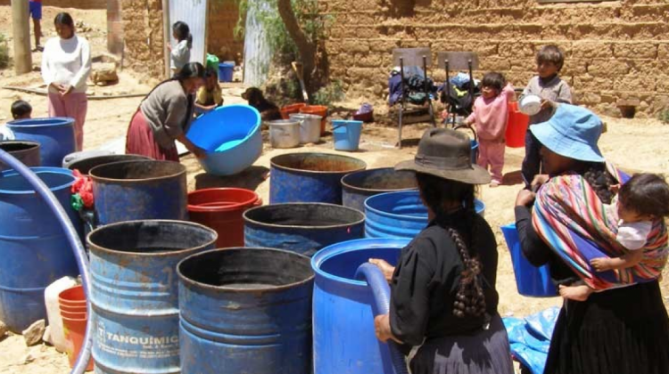 En Sucre se presentó problemas de provisión de agua. Foto: Correo del Sur