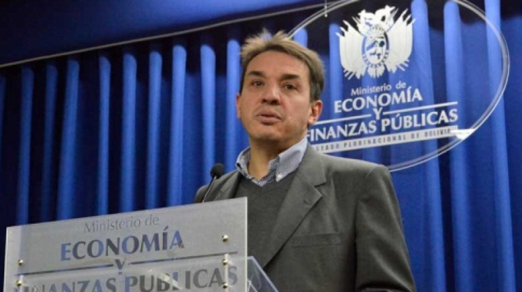 Mario Guillén, ministro de Economía y Finanzas. Foto: Radio Fides