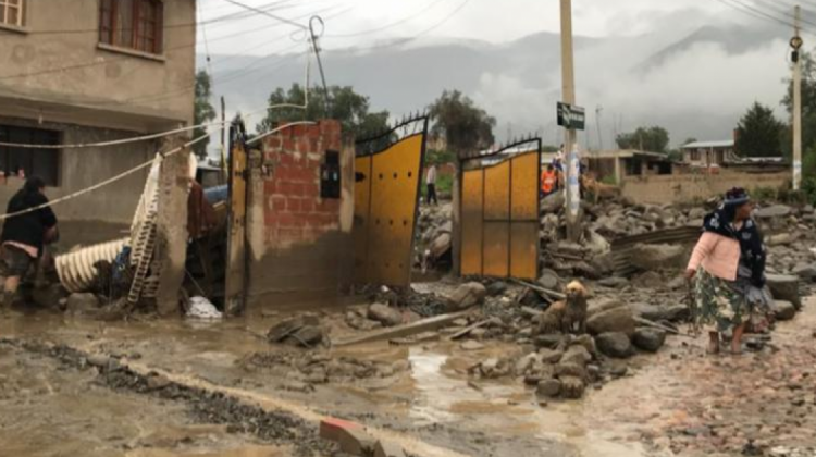 Lodo por desborde de río causó estragos en Tiquipaya. Foto: Los Tiempos