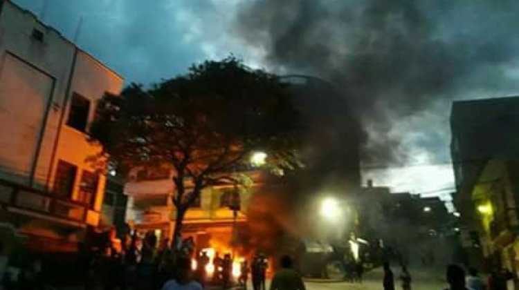 Enfrentamientos en Chulumani . Foto: Emirec Press