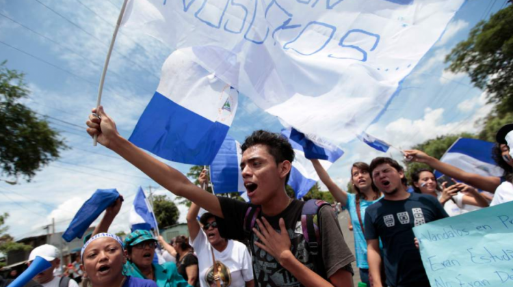 Estudiantes se Nicaragua se mantienen en las calles exigiendo la renuncia de Ortega. Foto archivo: AFP