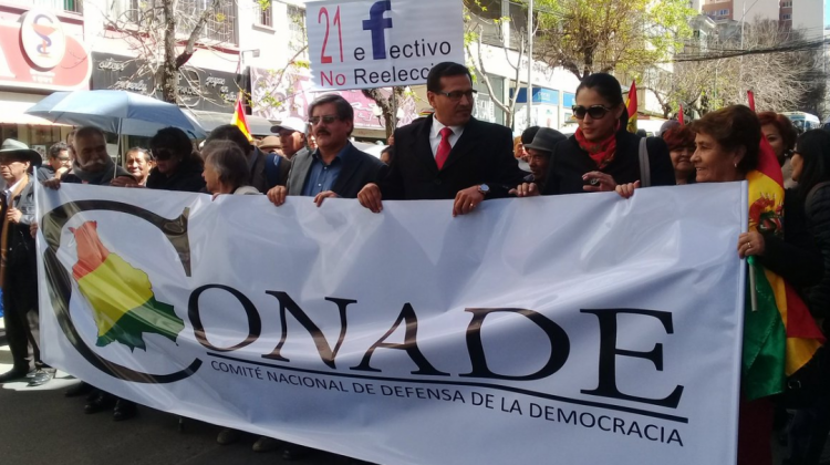 La marcha del Conade de esta jornada en La Paz.   Foto: @ArminCopa