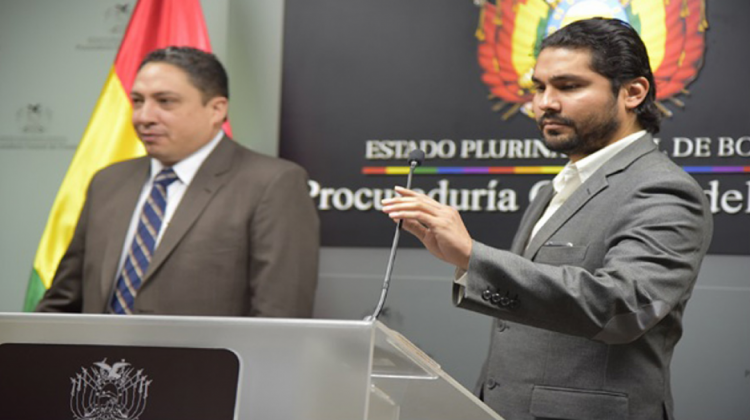 Héctor Arce, ministro de Justicia junto a Pablo Menacho, Procurador General del Estado. Foto: PGE