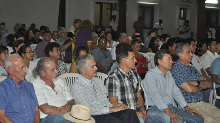 Los representantes de instituciones que participaron del encuentro. Foto: Comité Cívico de Santa Cruz.