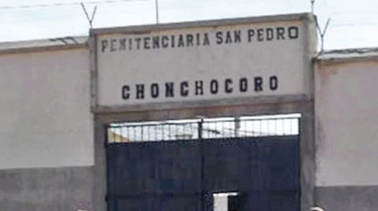 El acceso al penal de Chonchocoro. Foto: Internet.