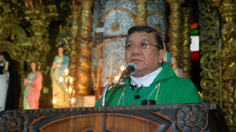 Monseñor Aurelio Pesoa, Obispo Auxiliar de la Arquidiócesis de La Paz. Foto: CEB