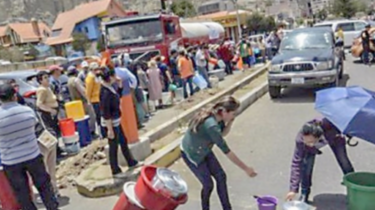Hubo racionamiento de agua en La Paz en noviembre de 2016. Foto de archivo: Correo del Sur.