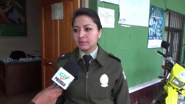 La subteniente de la Policía, Linet Ramírez, informó sobre el hecho. Foto: Captura de pantalla.