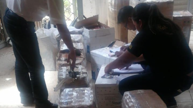 Gran cantidad de medicamentos adulterados fueron secuestrados de Santa Cruz. Foto: Fiscalía
